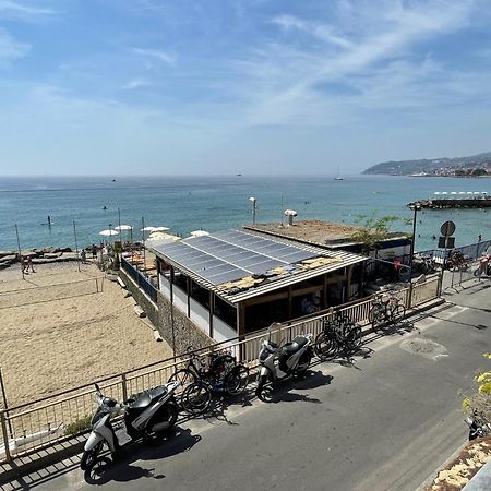 Sanremo Residence Sul Mare Exterior photo